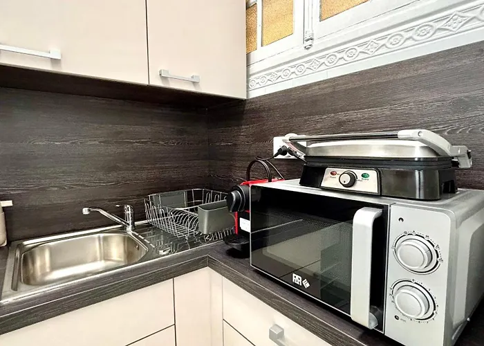 Διαμέρισμα Sea View With Balcony, Near Italy & Monaco *