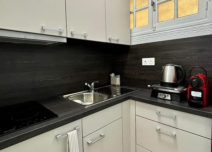 Appartamento Sea View With Balcony, Near Italy & Monaco *